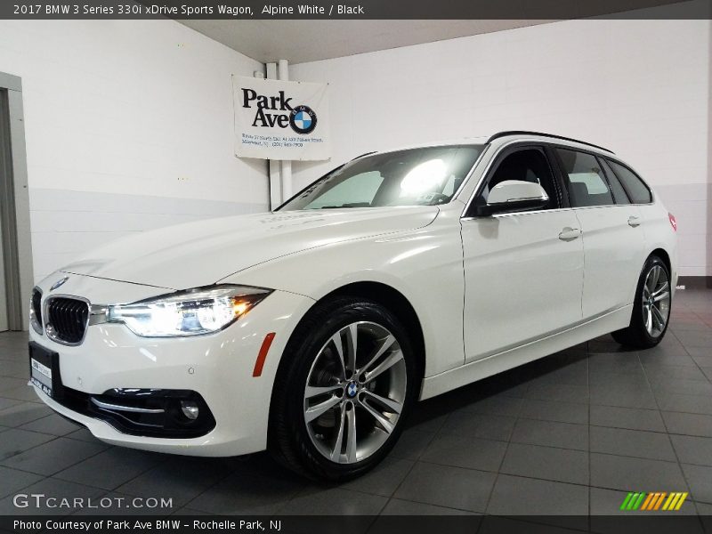 Alpine White / Black 2017 BMW 3 Series 330i xDrive Sports Wagon