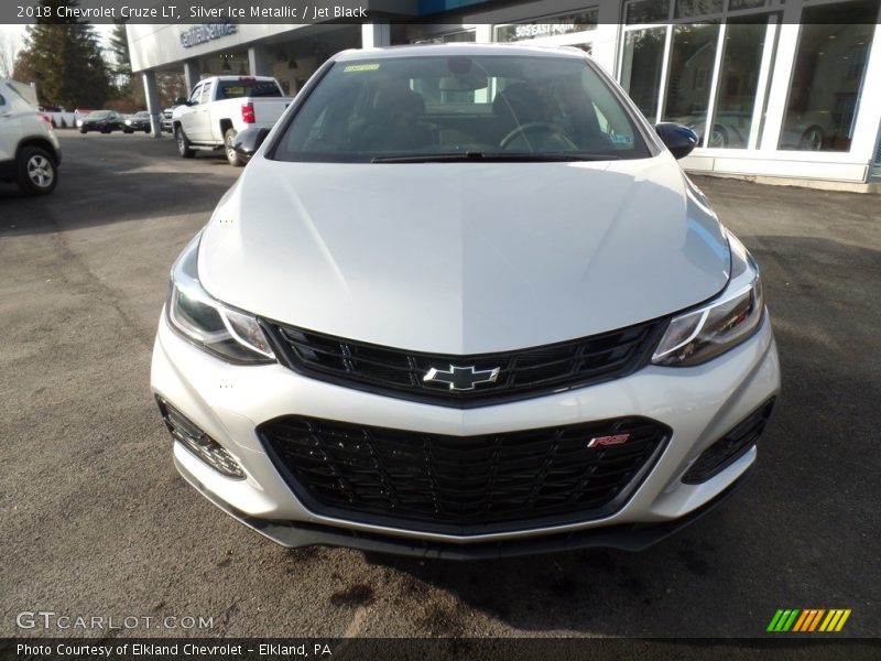Silver Ice Metallic / Jet Black 2018 Chevrolet Cruze LT