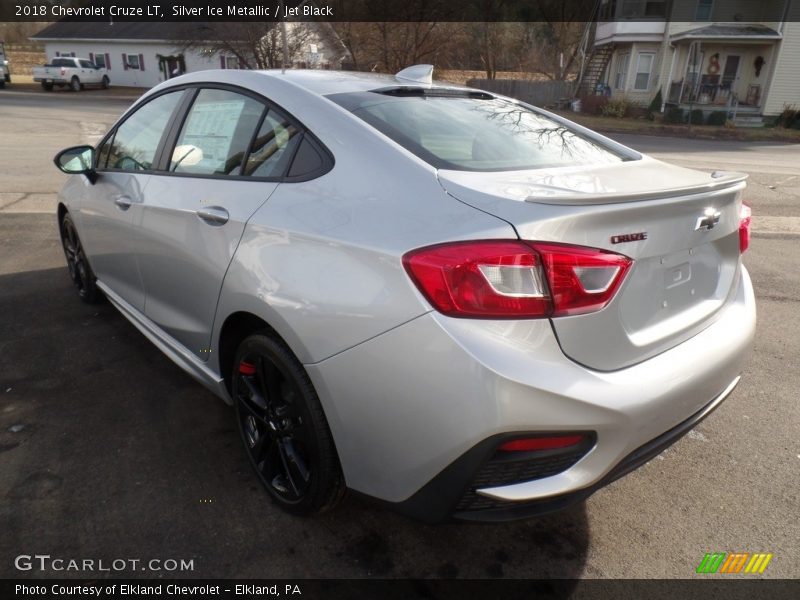 Silver Ice Metallic / Jet Black 2018 Chevrolet Cruze LT