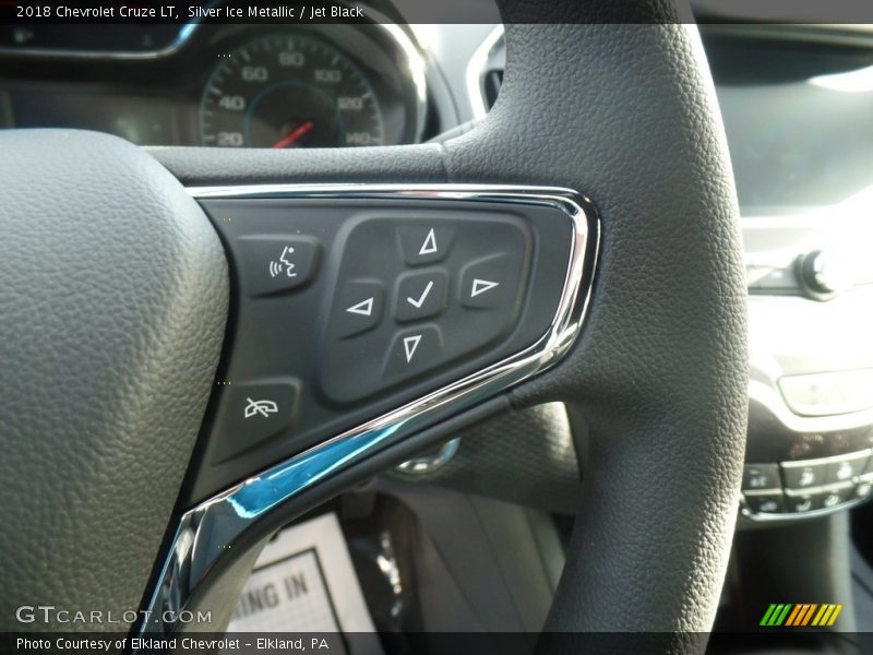 Silver Ice Metallic / Jet Black 2018 Chevrolet Cruze LT