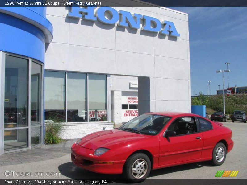 Bright Red / Graphite 1998 Pontiac Sunfire SE Coupe