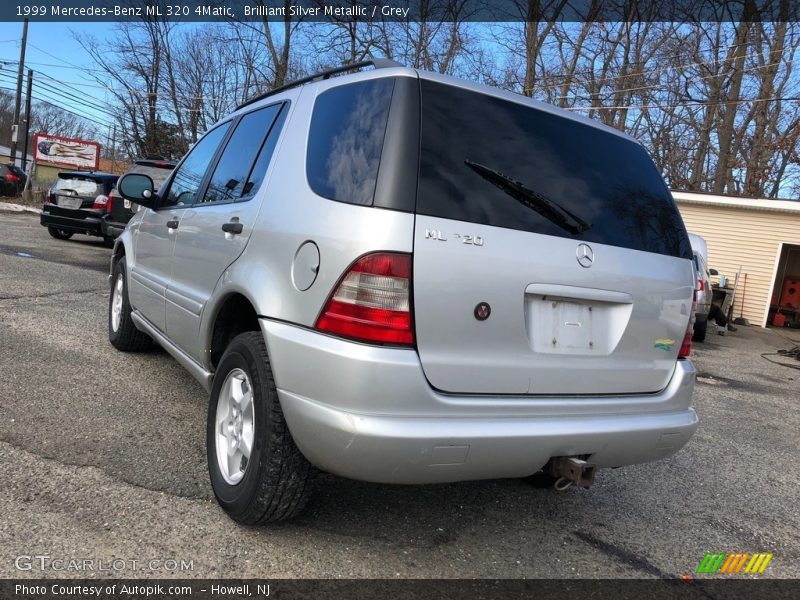 Brilliant Silver Metallic / Grey 1999 Mercedes-Benz ML 320 4Matic
