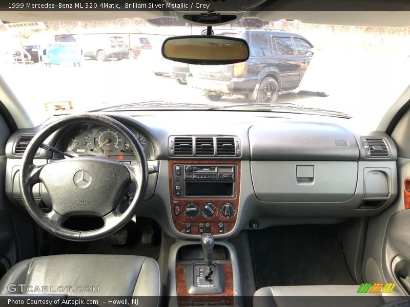 Brilliant Silver Metallic / Grey 1999 Mercedes-Benz ML 320 4Matic