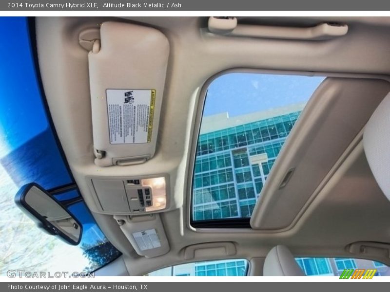 Attitude Black Metallic / Ash 2014 Toyota Camry Hybrid XLE