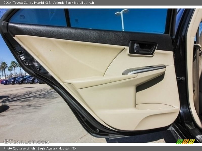 Attitude Black Metallic / Ash 2014 Toyota Camry Hybrid XLE
