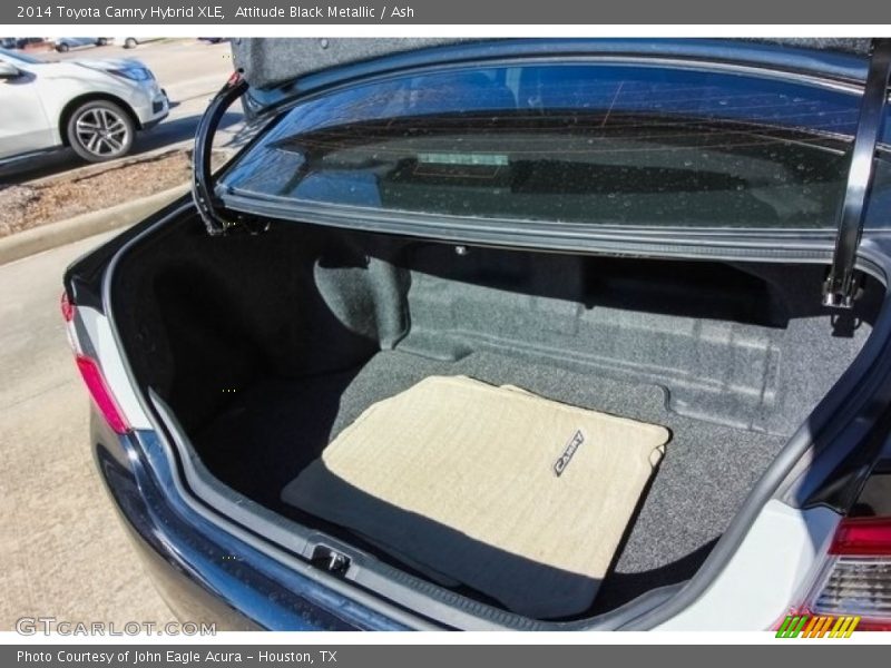 Attitude Black Metallic / Ash 2014 Toyota Camry Hybrid XLE