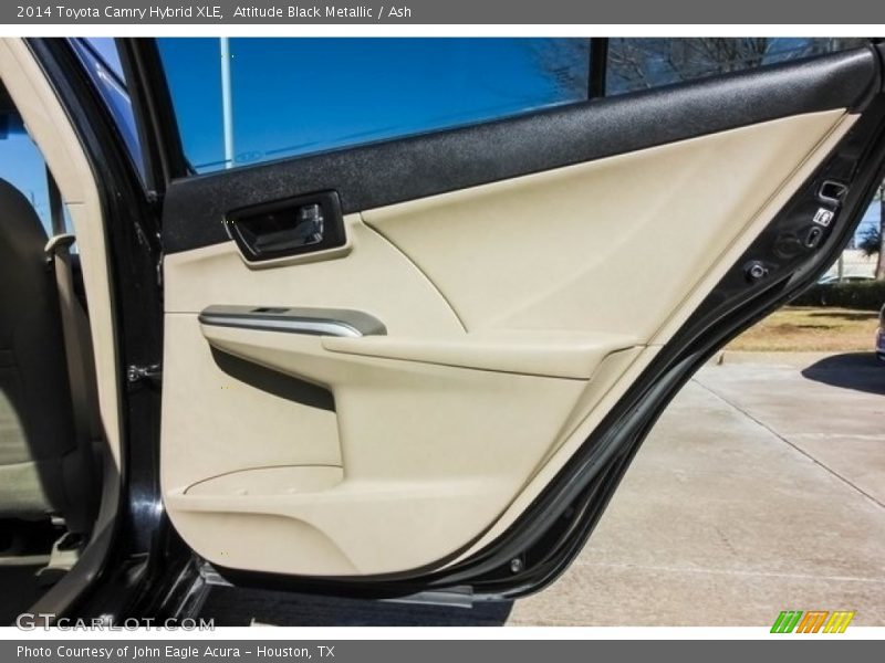 Attitude Black Metallic / Ash 2014 Toyota Camry Hybrid XLE