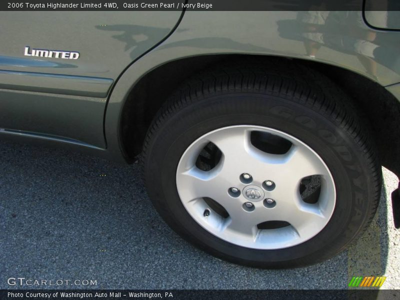 Oasis Green Pearl / Ivory Beige 2006 Toyota Highlander Limited 4WD