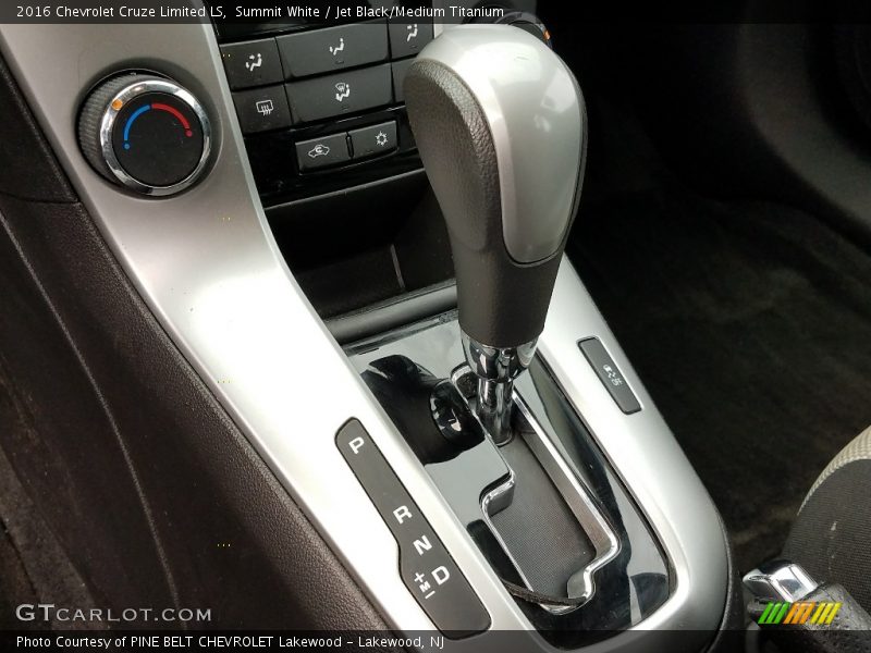 Summit White / Jet Black/Medium Titanium 2016 Chevrolet Cruze Limited LS
