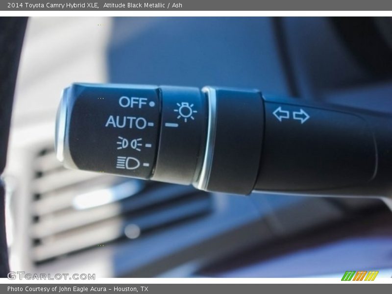 Attitude Black Metallic / Ash 2014 Toyota Camry Hybrid XLE