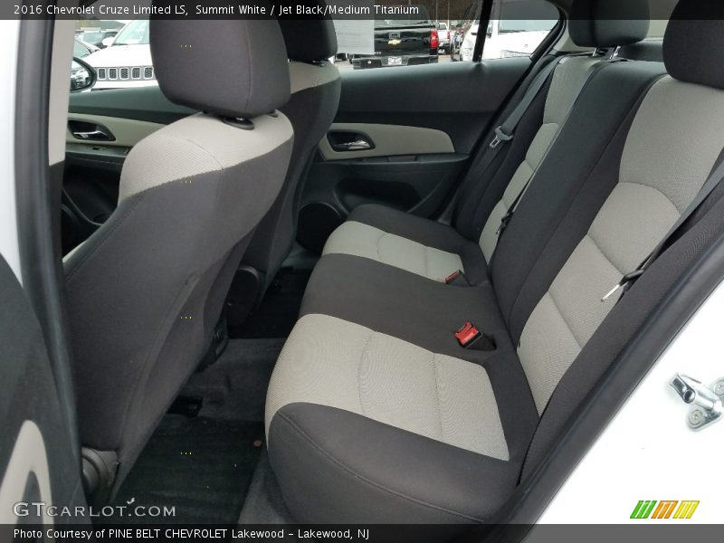 Summit White / Jet Black/Medium Titanium 2016 Chevrolet Cruze Limited LS