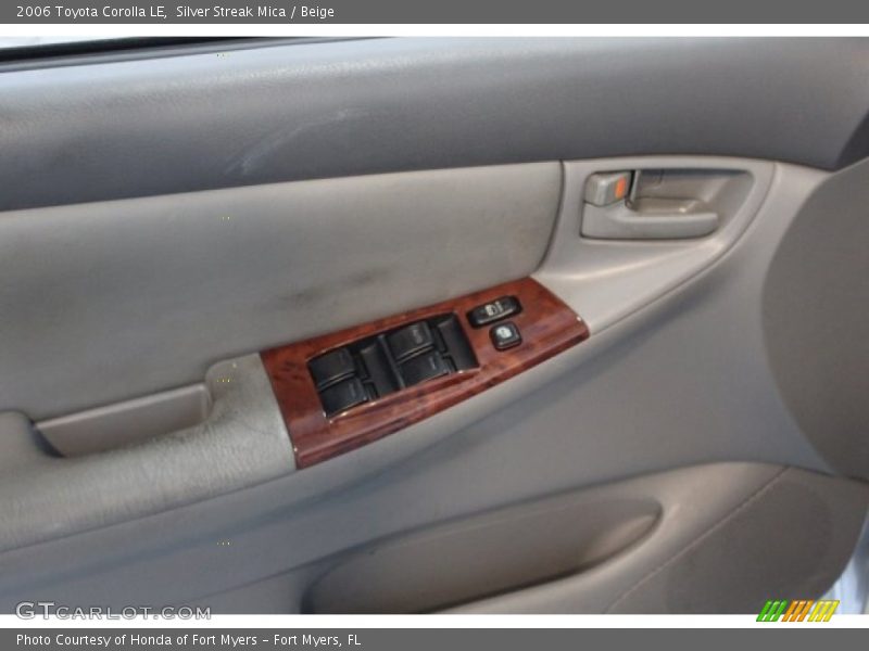 Silver Streak Mica / Beige 2006 Toyota Corolla LE