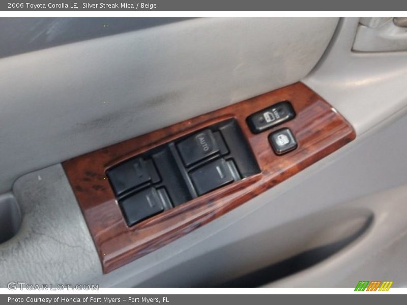 Silver Streak Mica / Beige 2006 Toyota Corolla LE