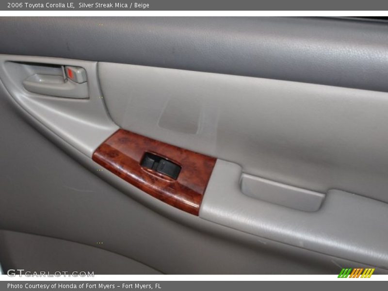 Silver Streak Mica / Beige 2006 Toyota Corolla LE