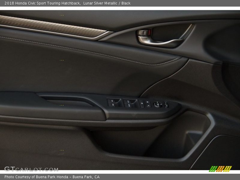 Lunar Silver Metallic / Black 2018 Honda Civic Sport Touring Hatchback