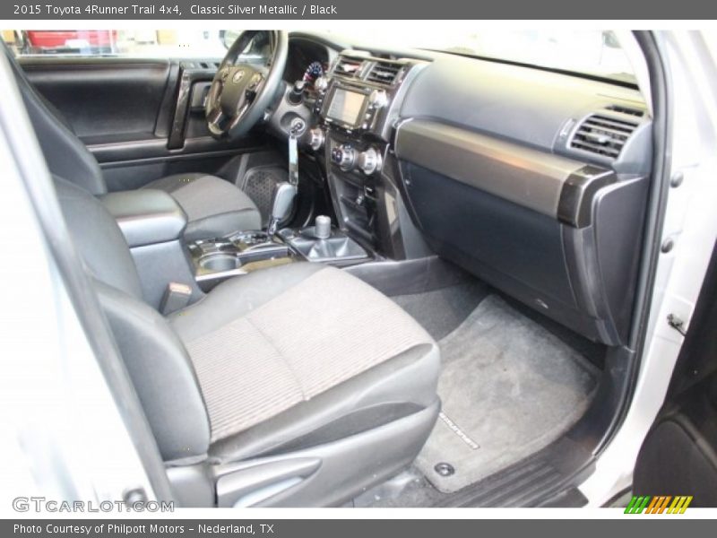 Classic Silver Metallic / Black 2015 Toyota 4Runner Trail 4x4
