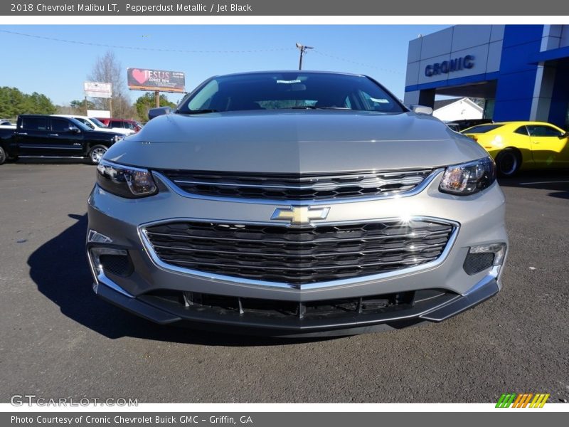 Pepperdust Metallic / Jet Black 2018 Chevrolet Malibu LT