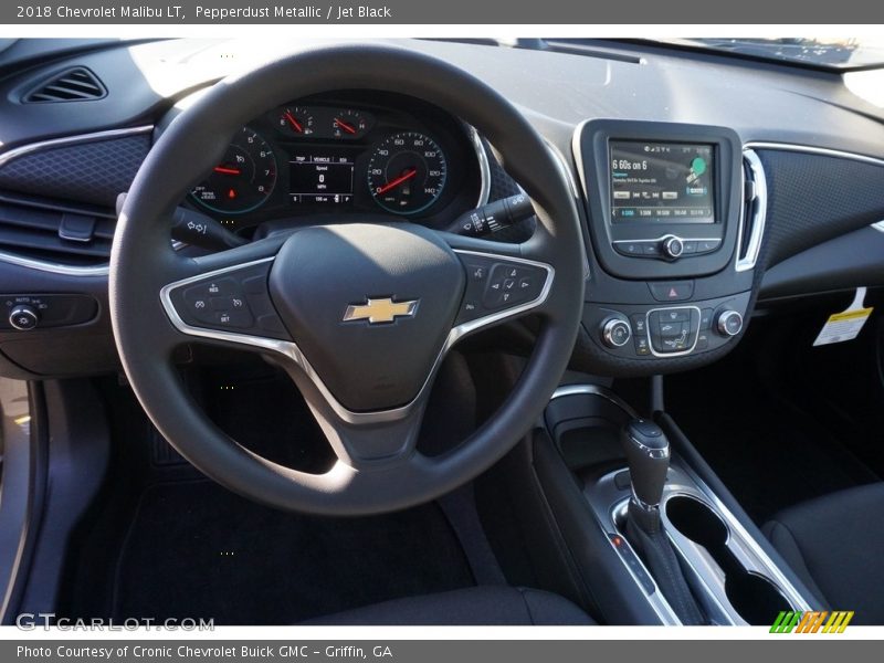 Pepperdust Metallic / Jet Black 2018 Chevrolet Malibu LT