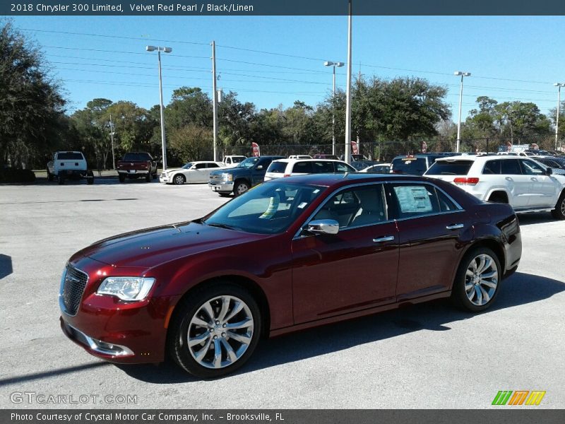 Velvet Red Pearl / Black/Linen 2018 Chrysler 300 Limited