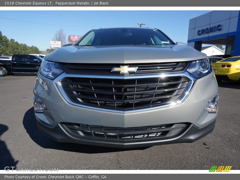Pepperdust Metallic / Jet Black 2018 Chevrolet Equinox LT