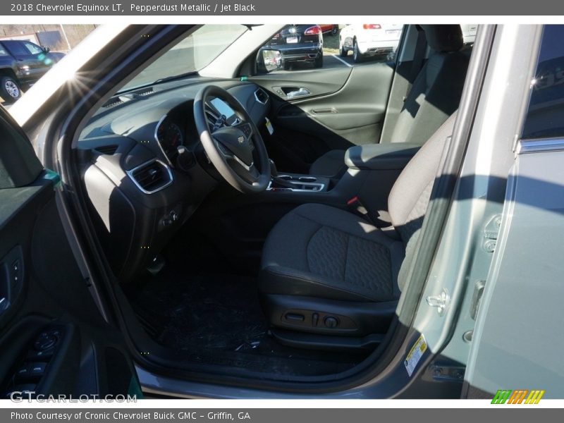 Pepperdust Metallic / Jet Black 2018 Chevrolet Equinox LT
