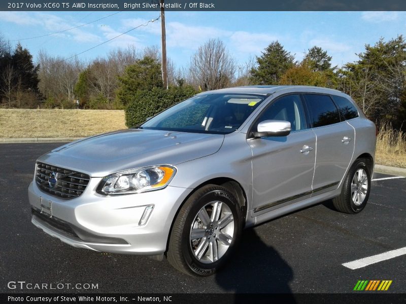 Bright Silver Metallic / Off Black 2017 Volvo XC60 T5 AWD Inscription