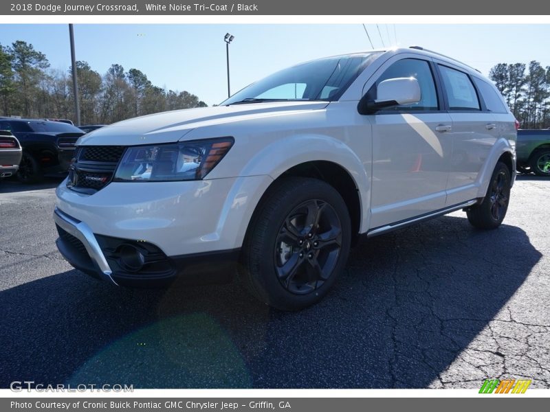 White Noise Tri-Coat / Black 2018 Dodge Journey Crossroad