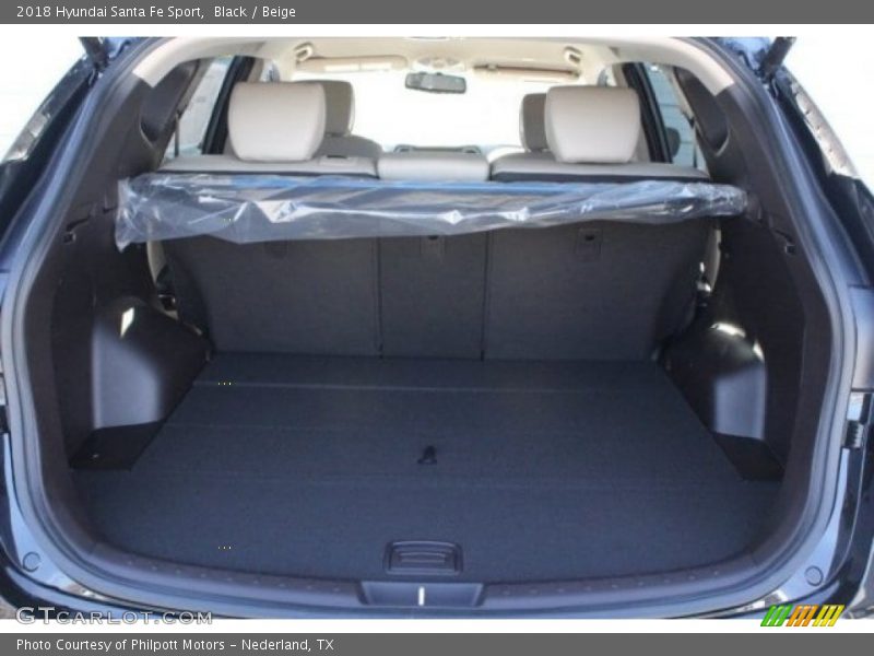Black / Beige 2018 Hyundai Santa Fe Sport