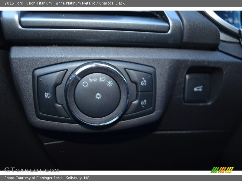 White Platinum Metallic / Charcoal Black 2015 Ford Fusion Titanium