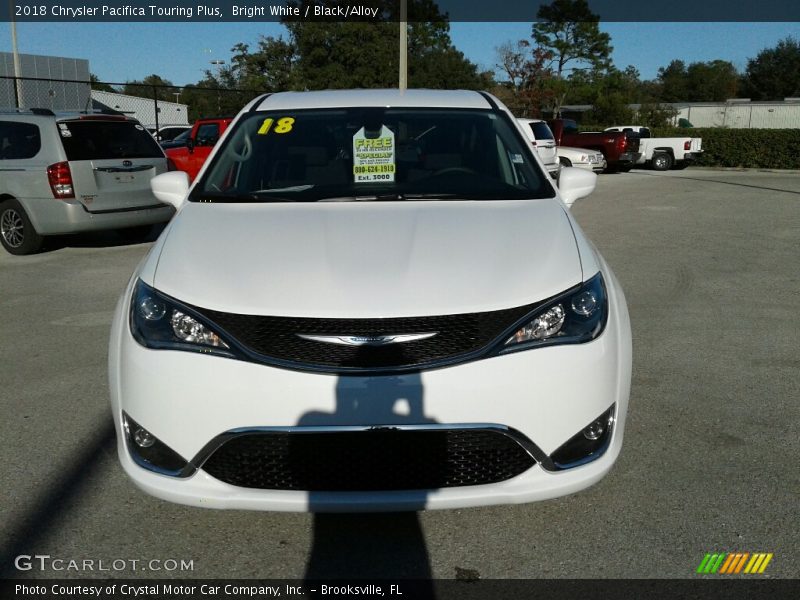 Bright White / Black/Alloy 2018 Chrysler Pacifica Touring Plus