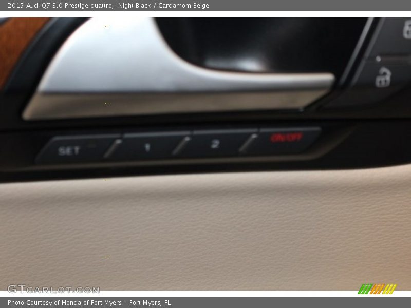Night Black / Cardamom Beige 2015 Audi Q7 3.0 Prestige quattro