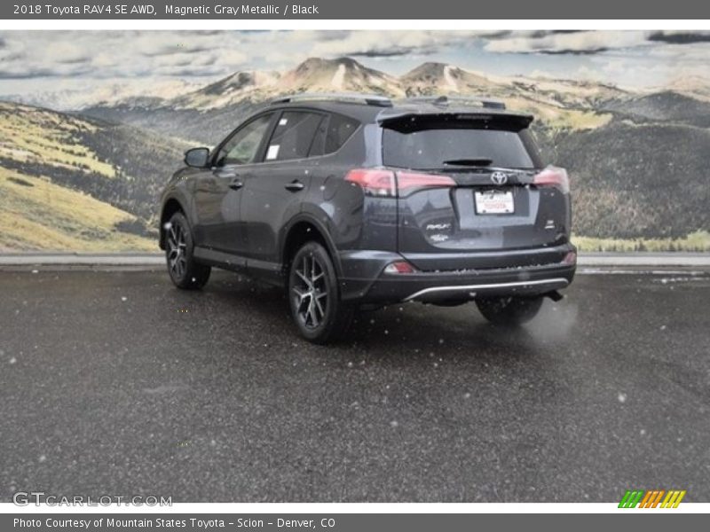 Magnetic Gray Metallic / Black 2018 Toyota RAV4 SE AWD