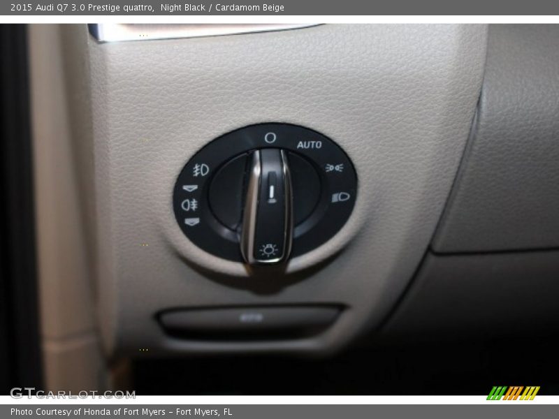 Night Black / Cardamom Beige 2015 Audi Q7 3.0 Prestige quattro