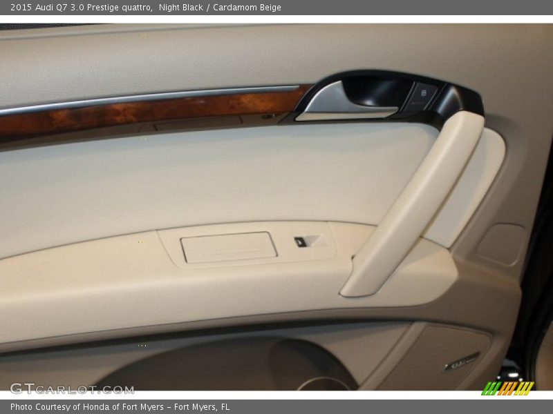 Night Black / Cardamom Beige 2015 Audi Q7 3.0 Prestige quattro