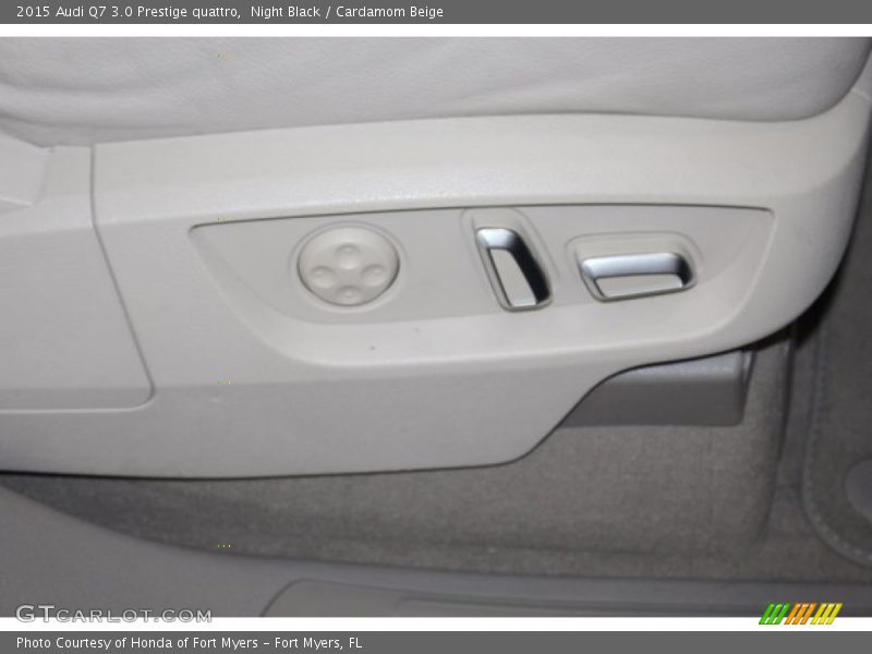 Night Black / Cardamom Beige 2015 Audi Q7 3.0 Prestige quattro