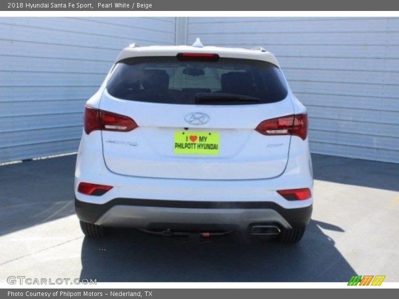 Pearl White / Beige 2018 Hyundai Santa Fe Sport