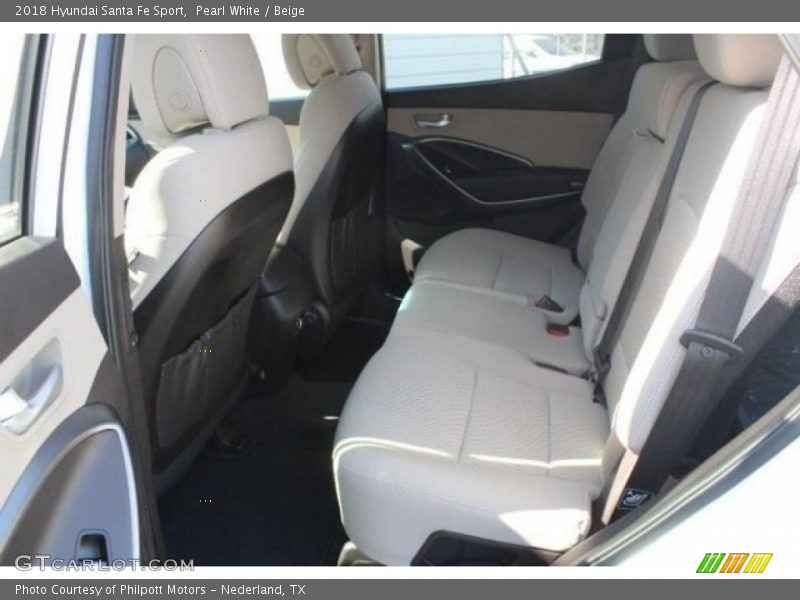 Pearl White / Beige 2018 Hyundai Santa Fe Sport