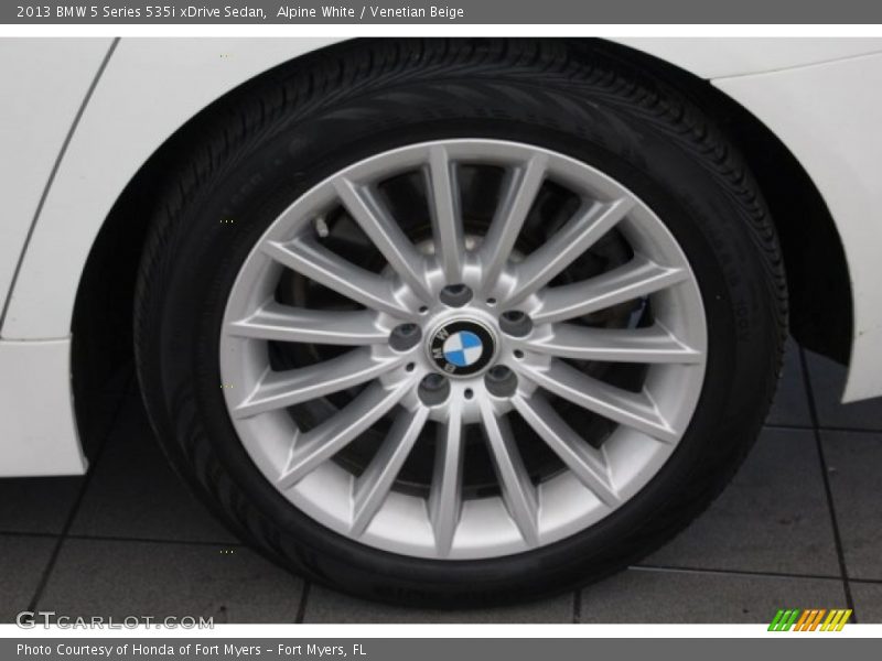 Alpine White / Venetian Beige 2013 BMW 5 Series 535i xDrive Sedan