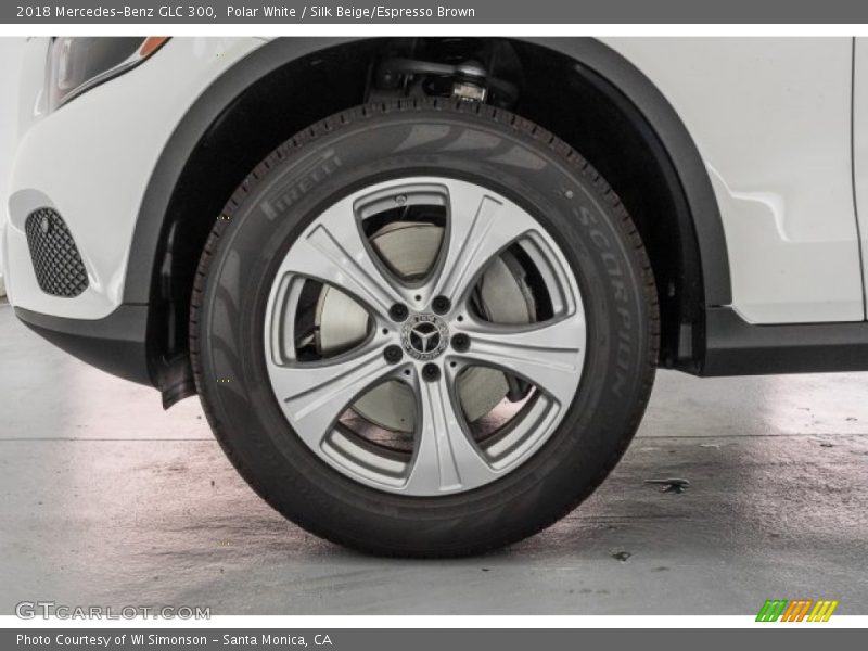 Polar White / Silk Beige/Espresso Brown 2018 Mercedes-Benz GLC 300