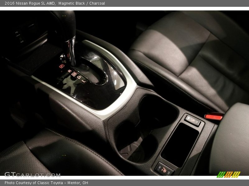 Magnetic Black / Charcoal 2016 Nissan Rogue SL AWD