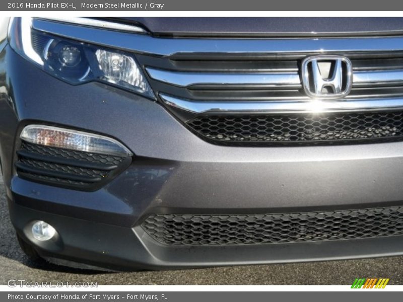 Modern Steel Metallic / Gray 2016 Honda Pilot EX-L