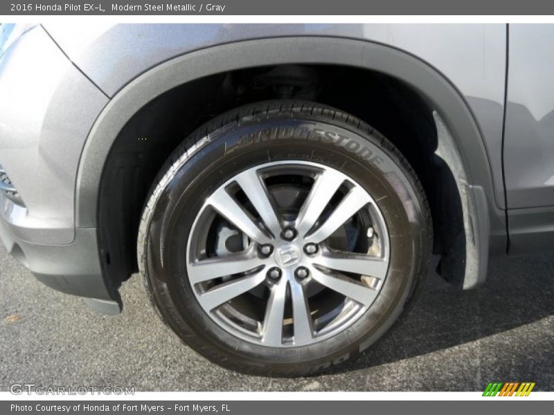 Modern Steel Metallic / Gray 2016 Honda Pilot EX-L