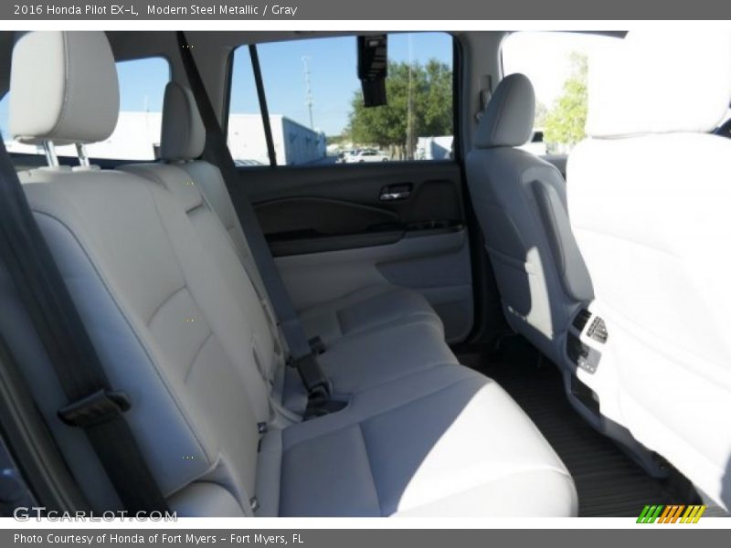 Modern Steel Metallic / Gray 2016 Honda Pilot EX-L