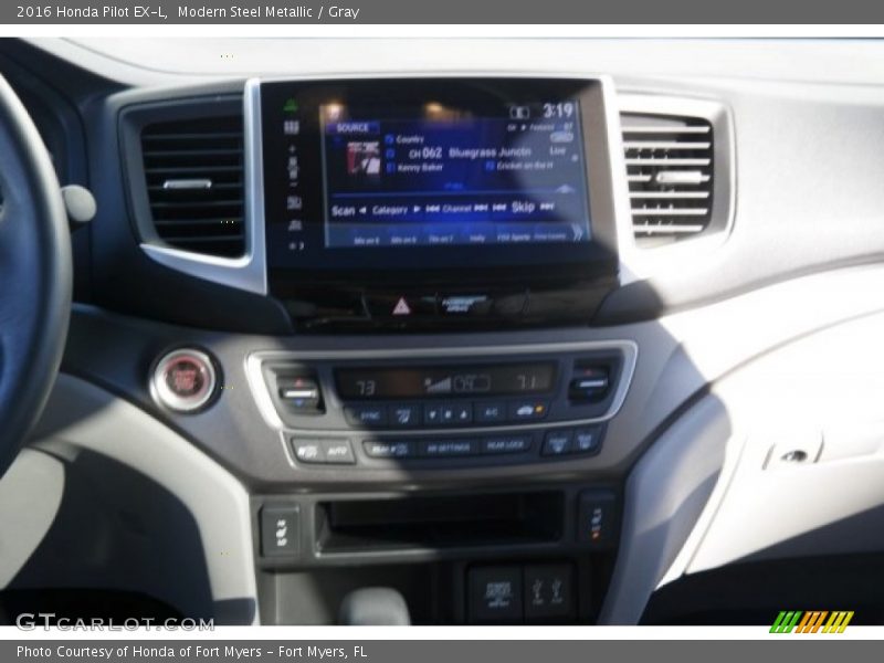 Modern Steel Metallic / Gray 2016 Honda Pilot EX-L