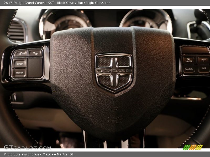Black Onyx / Black/Light Graystone 2017 Dodge Grand Caravan SXT