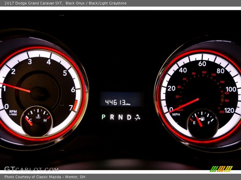 Black Onyx / Black/Light Graystone 2017 Dodge Grand Caravan SXT