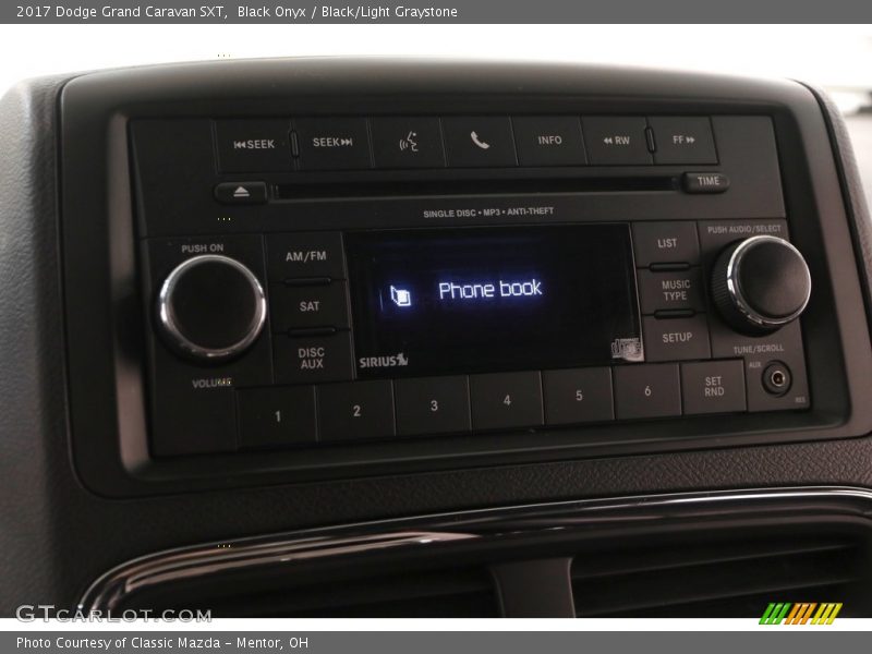 Black Onyx / Black/Light Graystone 2017 Dodge Grand Caravan SXT