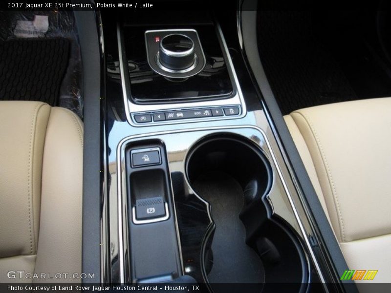 Polaris White / Latte 2017 Jaguar XE 25t Premium