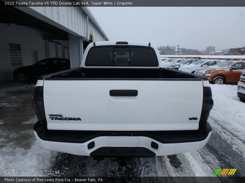 Super White / Graphite 2013 Toyota Tacoma V6 TRD Double Cab 4x4