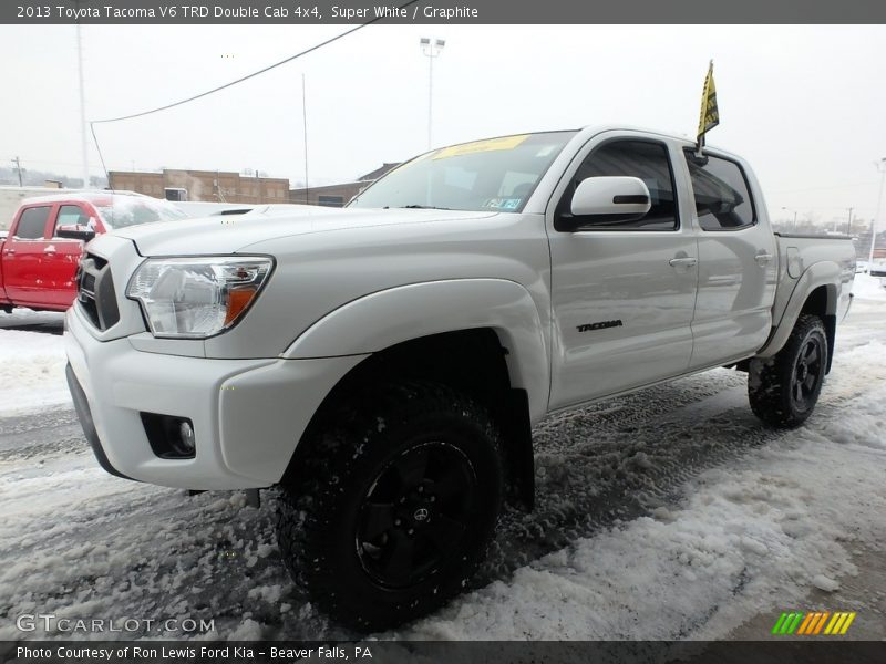 Super White / Graphite 2013 Toyota Tacoma V6 TRD Double Cab 4x4